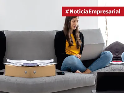 Trabajo híbrido en Colombia: la oficina invisible que nadie está supervisando
